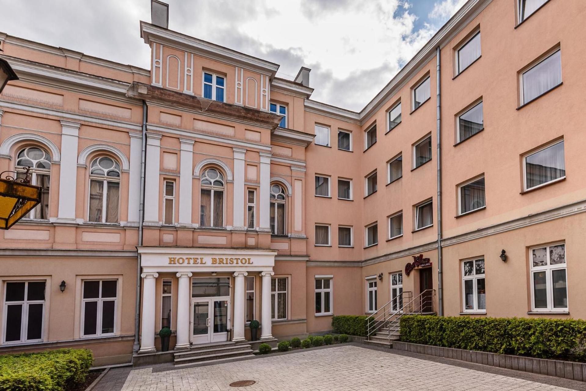 Hotel Bristol Kielce Luaran gambar