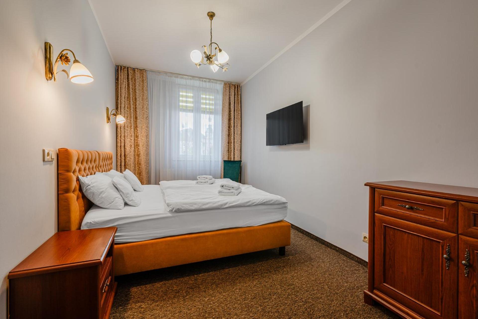 Hotel Bristol Kielce Luaran gambar
