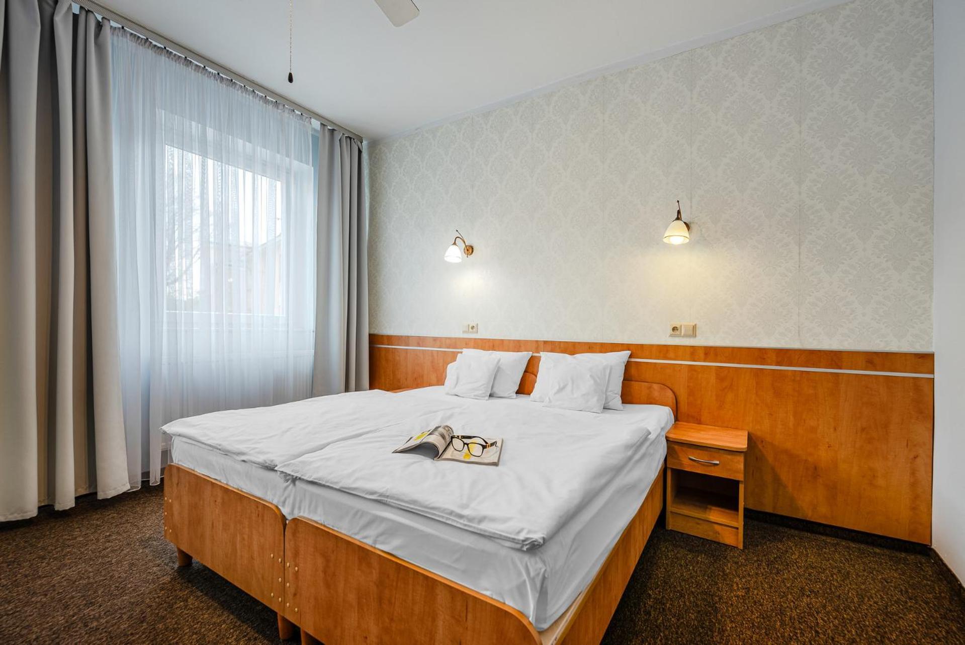 Hotel Bristol Kielce Luaran gambar