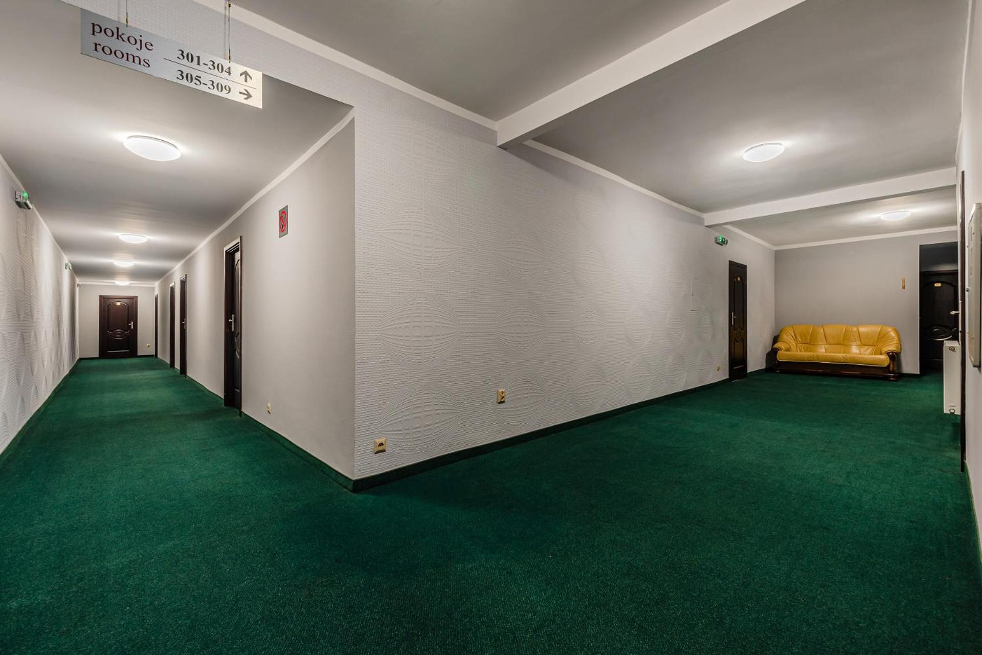 Hotel Bristol Kielce Luaran gambar